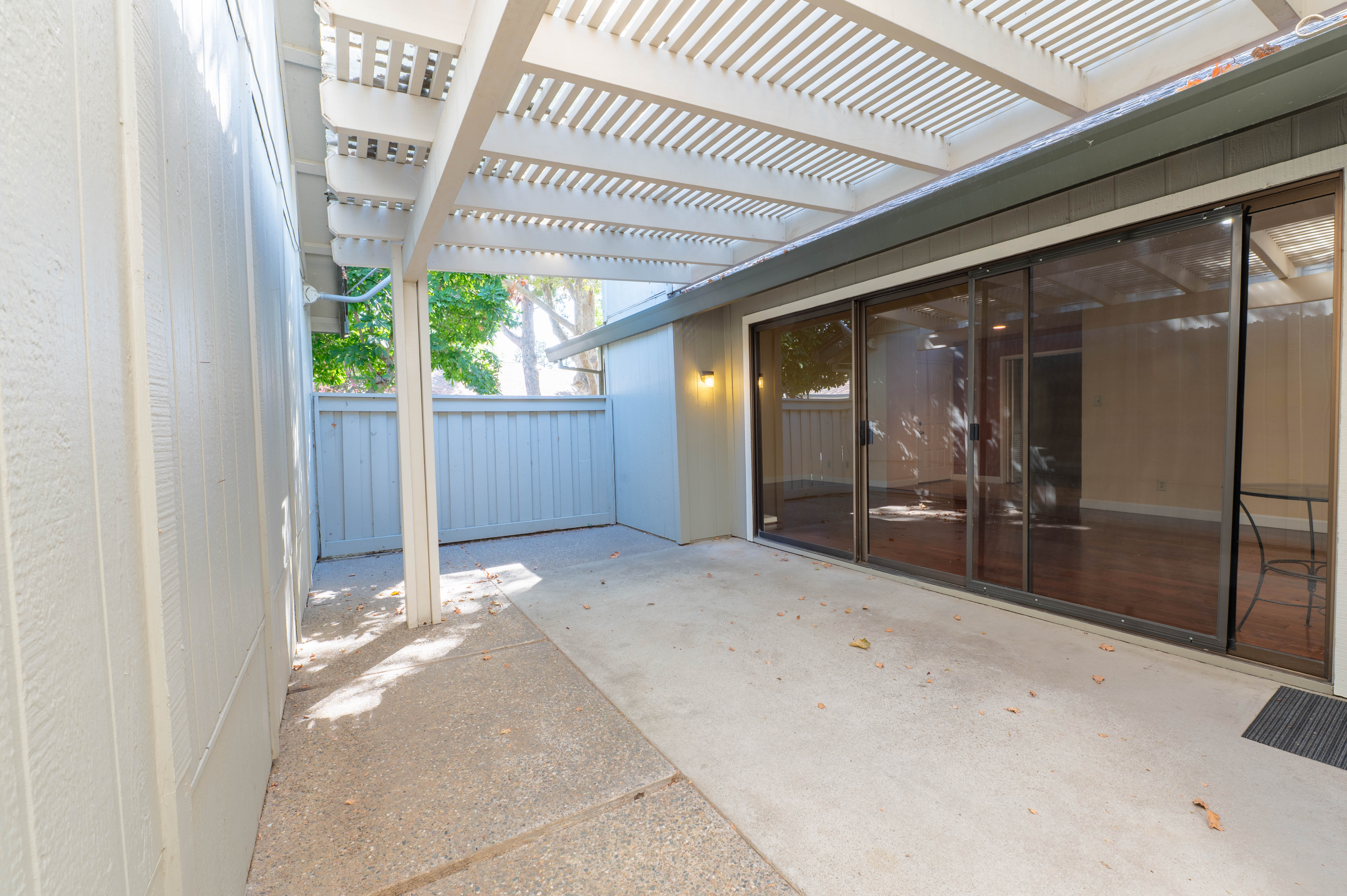 3201 Swallows Nest Drive, covered courtyard